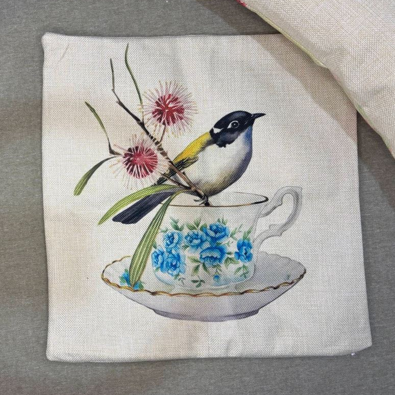 Gilbert&#39;s Honeyeater Teacup - Cushion Cover