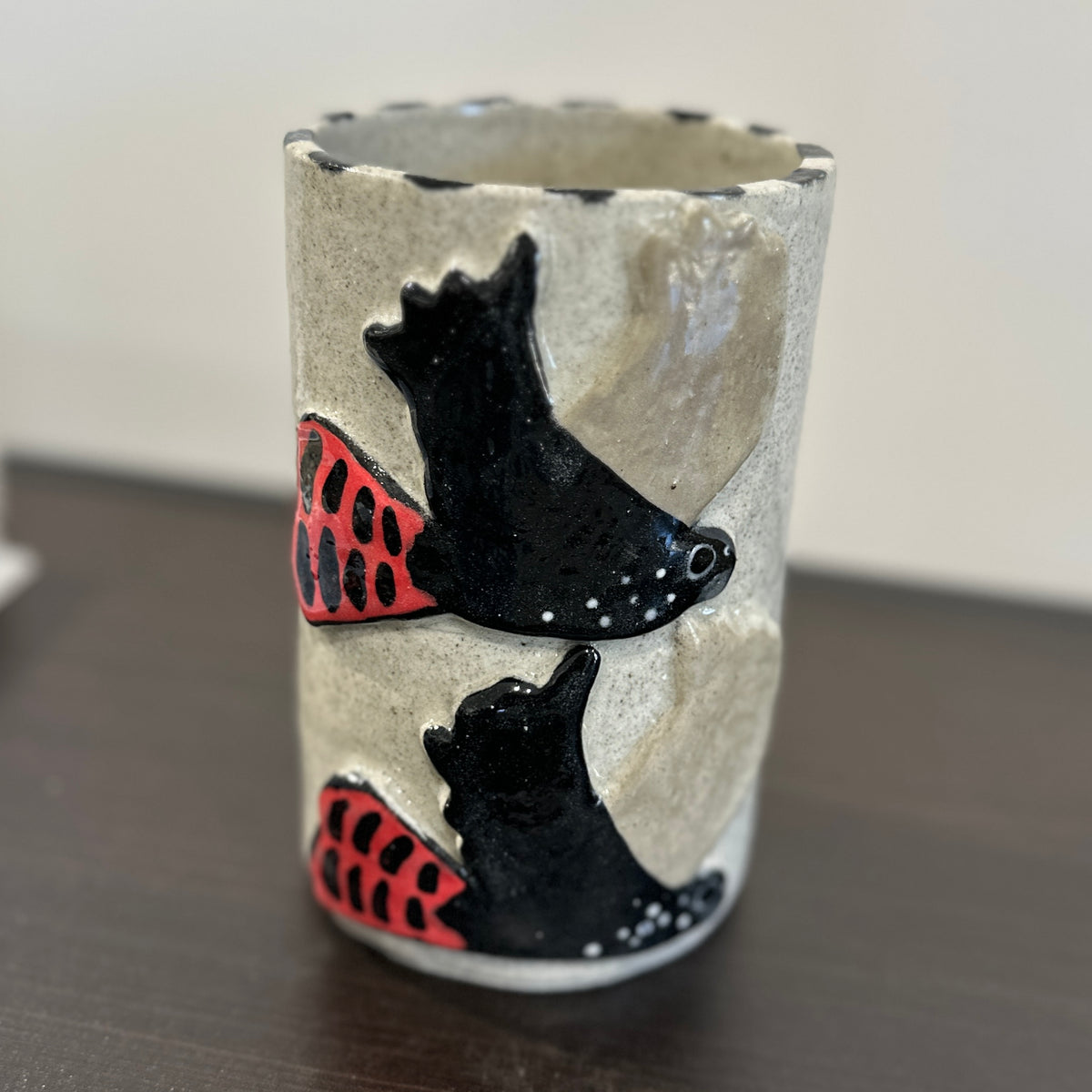 Red Tail Cockatoo Vase