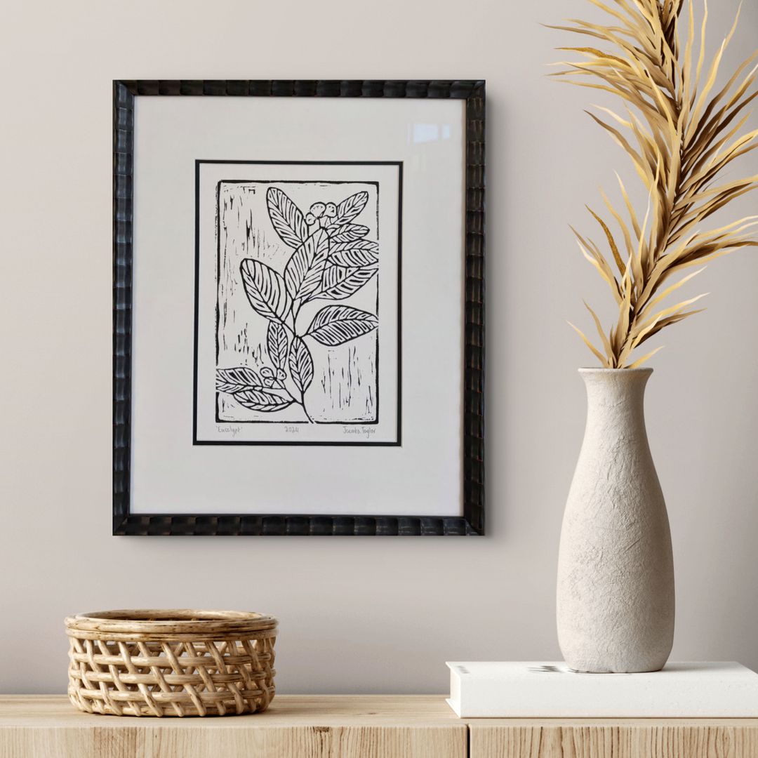 Eucalypt Black